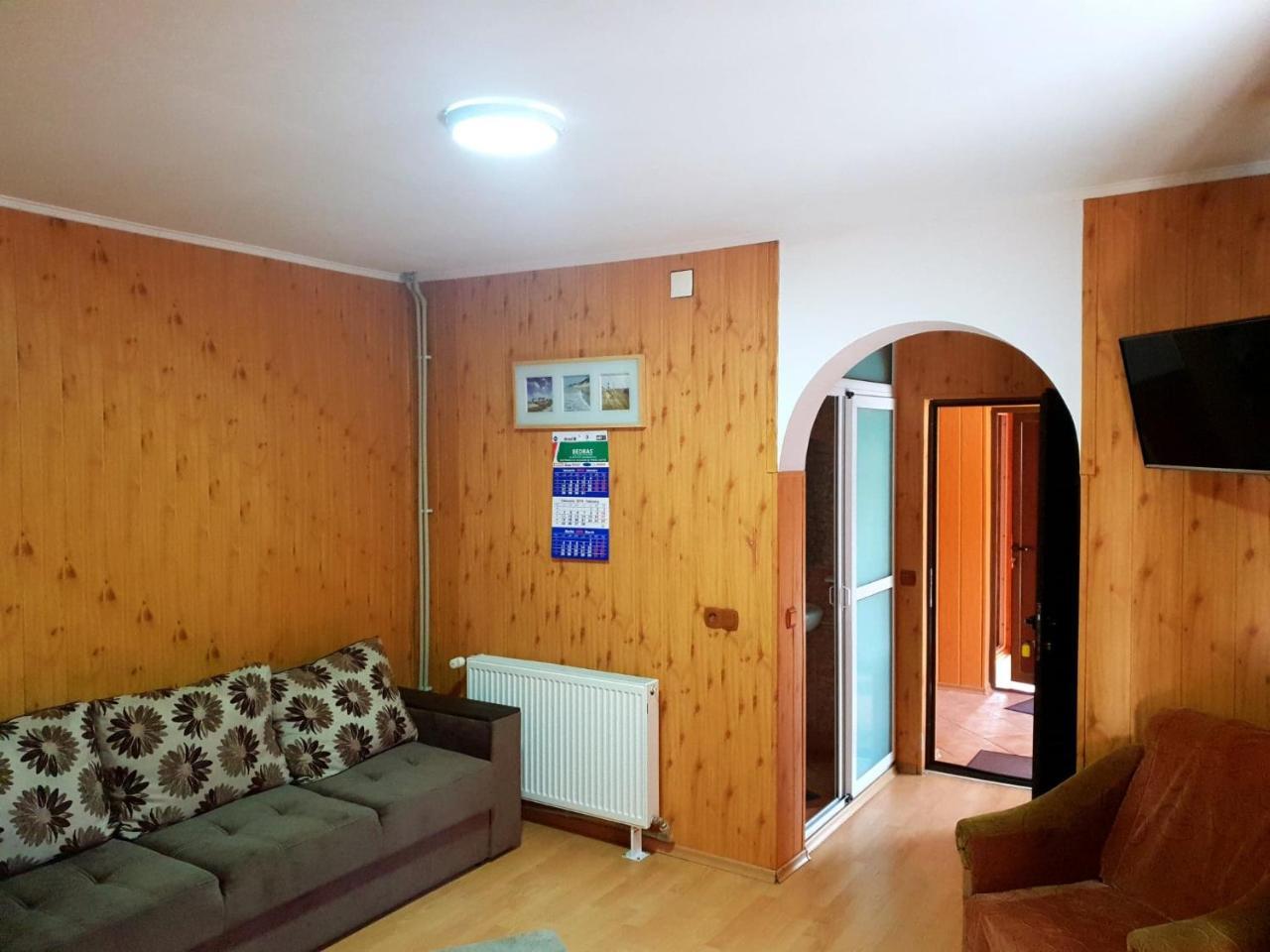 Pensiunea Valea Negrasului Trăisteni 外观 照片